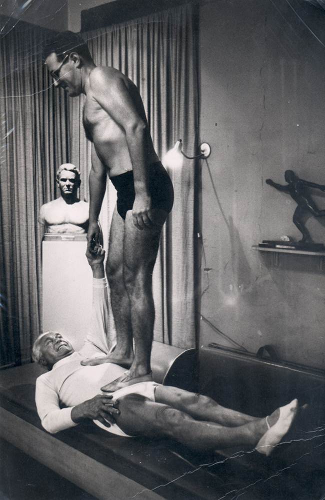 joseph pilates abdomen