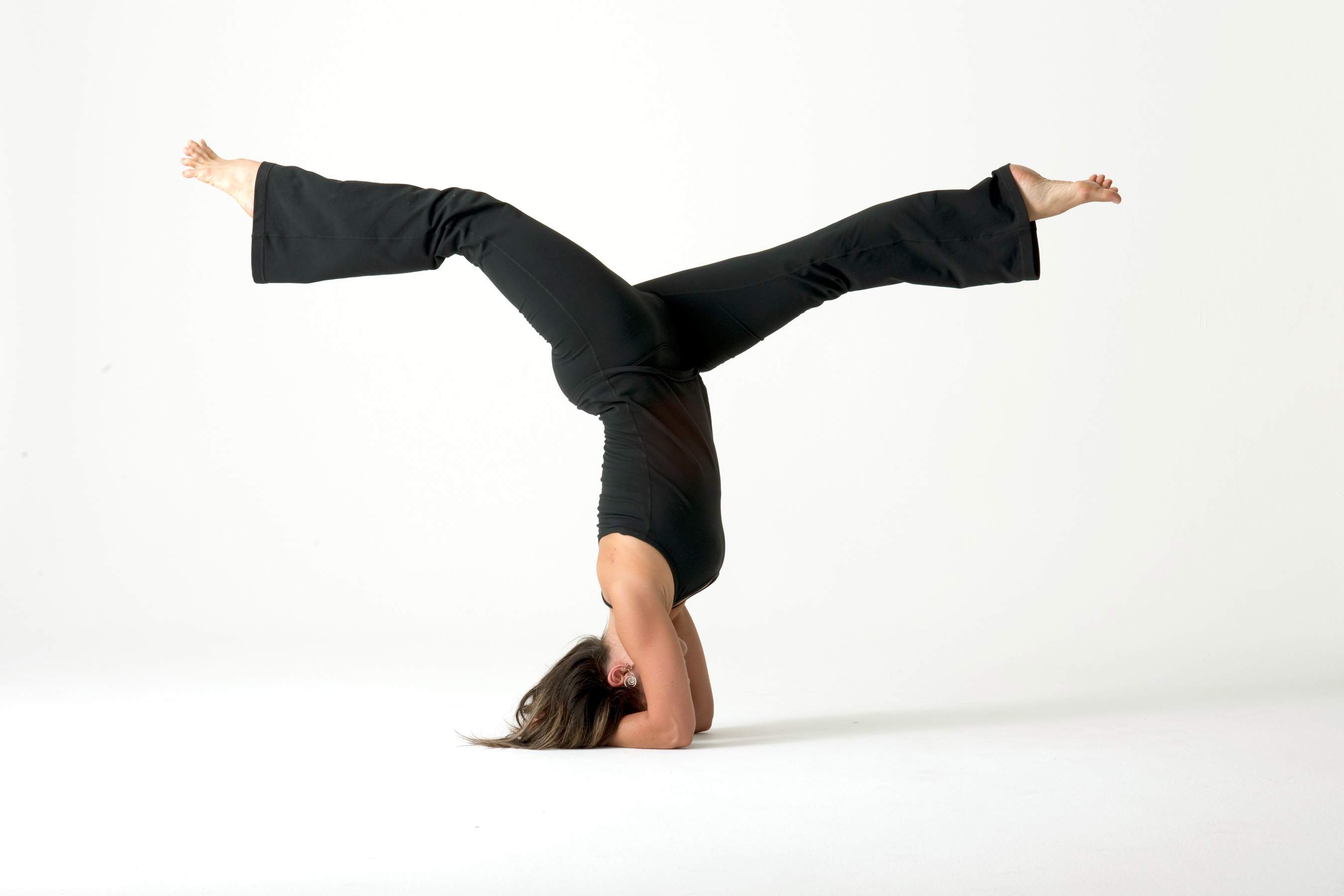 yoga-mulher-solo.jpg